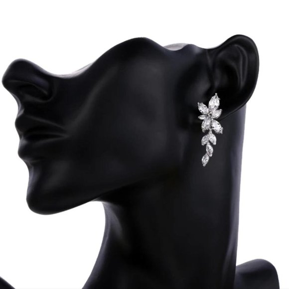 5 Star Rated Copper AAAAA CZ Sparkly Earrings - Picture 9 of 12